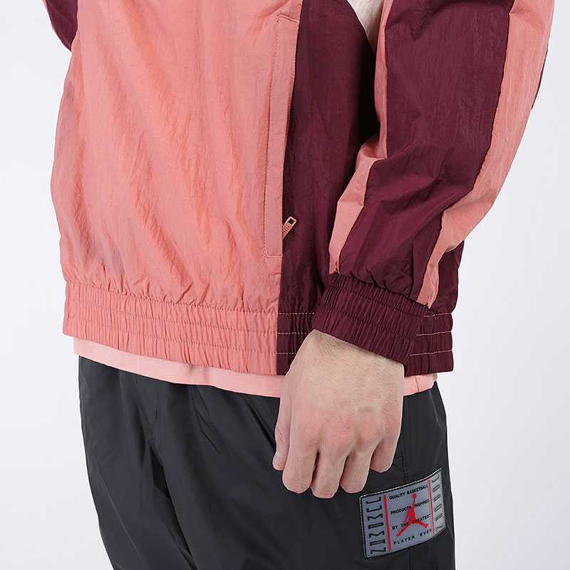 мужская розовая куртка Jordan Wings Windwear Jacket CD5455-660 - цена, описание, фото 4